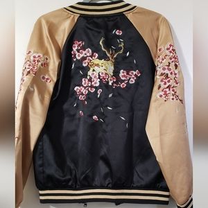Embroidery Jacket with Zipper and Side Pockets
